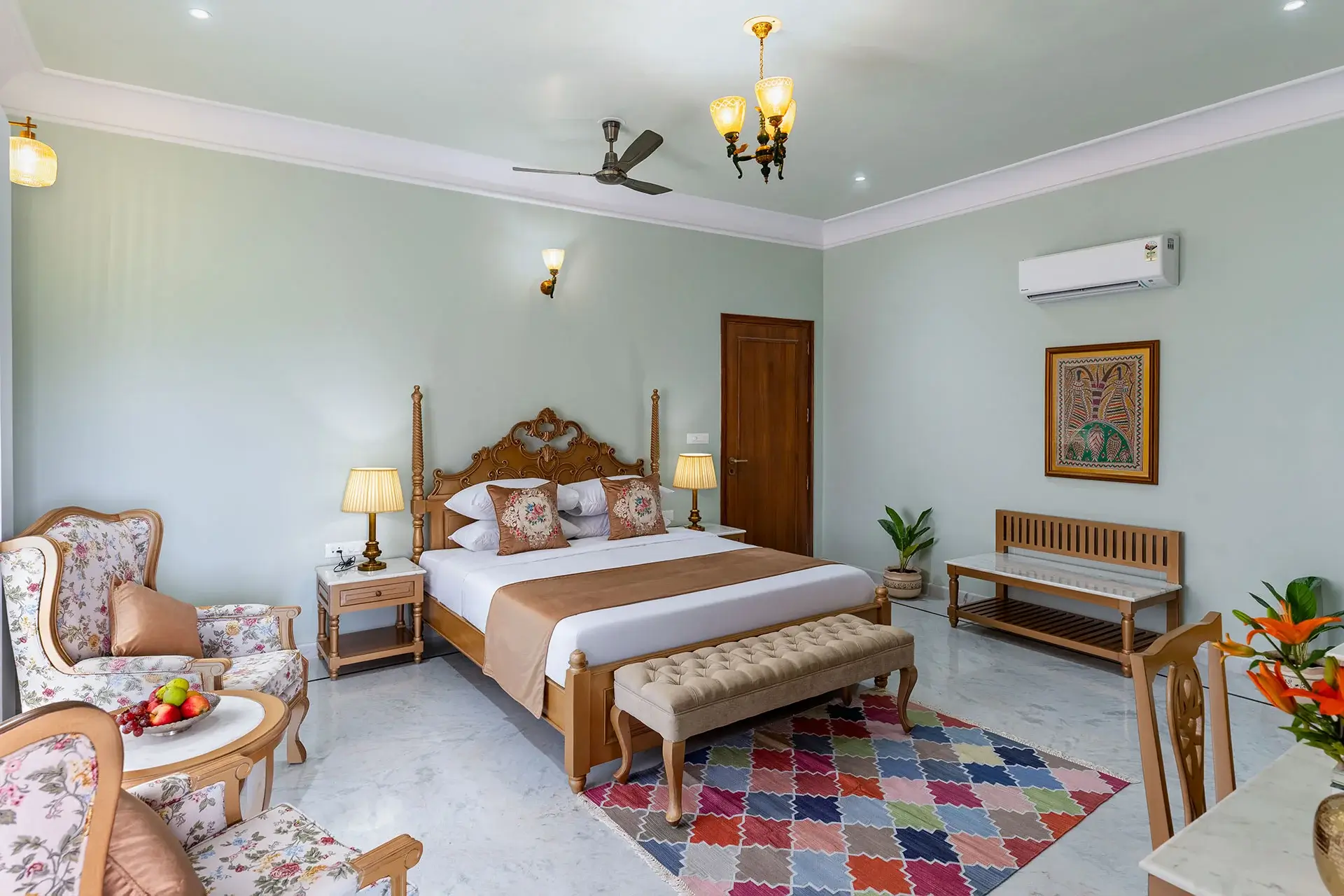 luxury boutique suite in udaipur